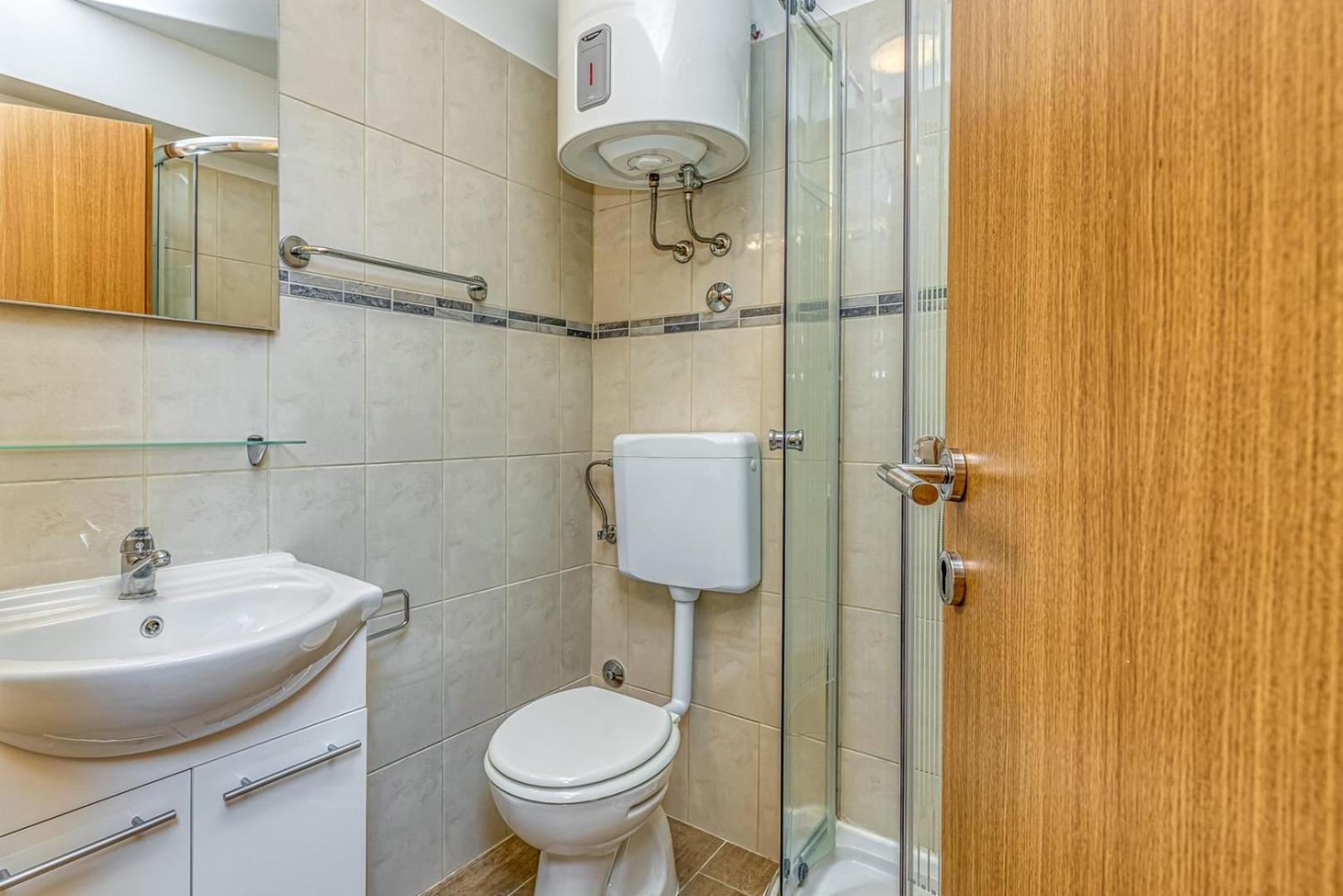 Rooms Vitoria On Joakim Square Porec Room photo
